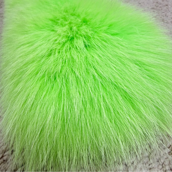 Pologeorgis Genuine Neon Dyed Fox Fur Velcro Scarf Headband Collar in Green - Picture 7 of 17